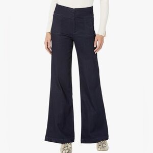 KUT from the Kloth Isabel Flare Welt Front Pockets Quaint Dark Wash Size 00